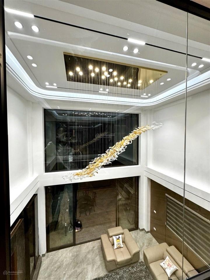 Bán nhà mặt hồ tai trâu phường bồ đề long biên hà nội 120m2 x 7 tầng x 39,8 tỷ