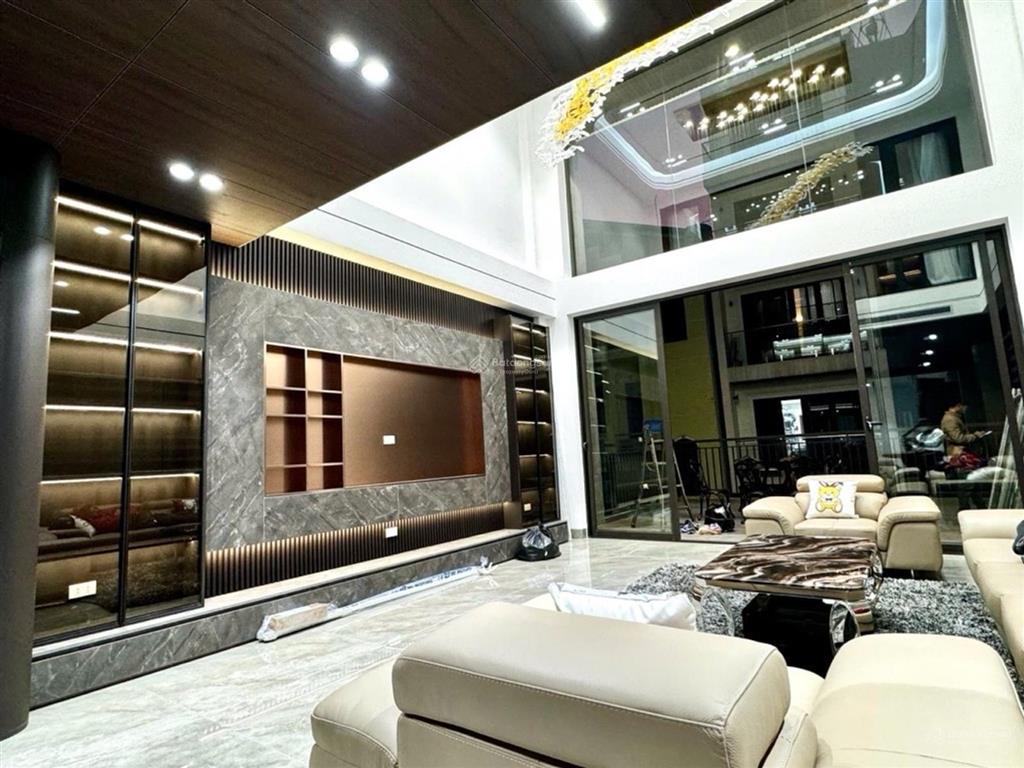 Bán nhà mặt hồ tai trâu phường bồ đề long biên hà nội 120m2 x 7 tầng x 39,8 tỷ