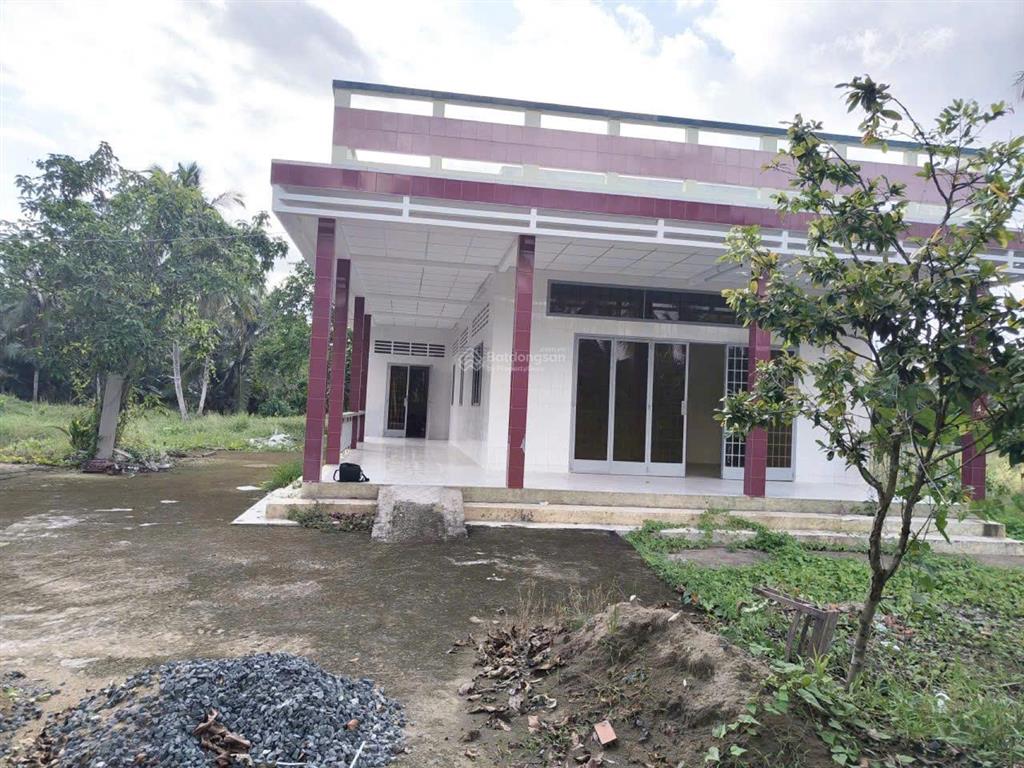 Bán đất + nhà vườn 3pn siêu đẹp  vị trí vàng sát cầu rạch miễu 2