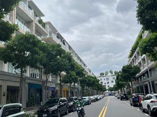 Cho thuê nhà phố saritown đường b2, khu đô thị cao cấp sala khu vực sầm uất