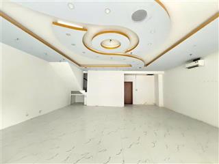 3 tầng đẹp, kinh doanh sầm uất  vị trí vàng sala