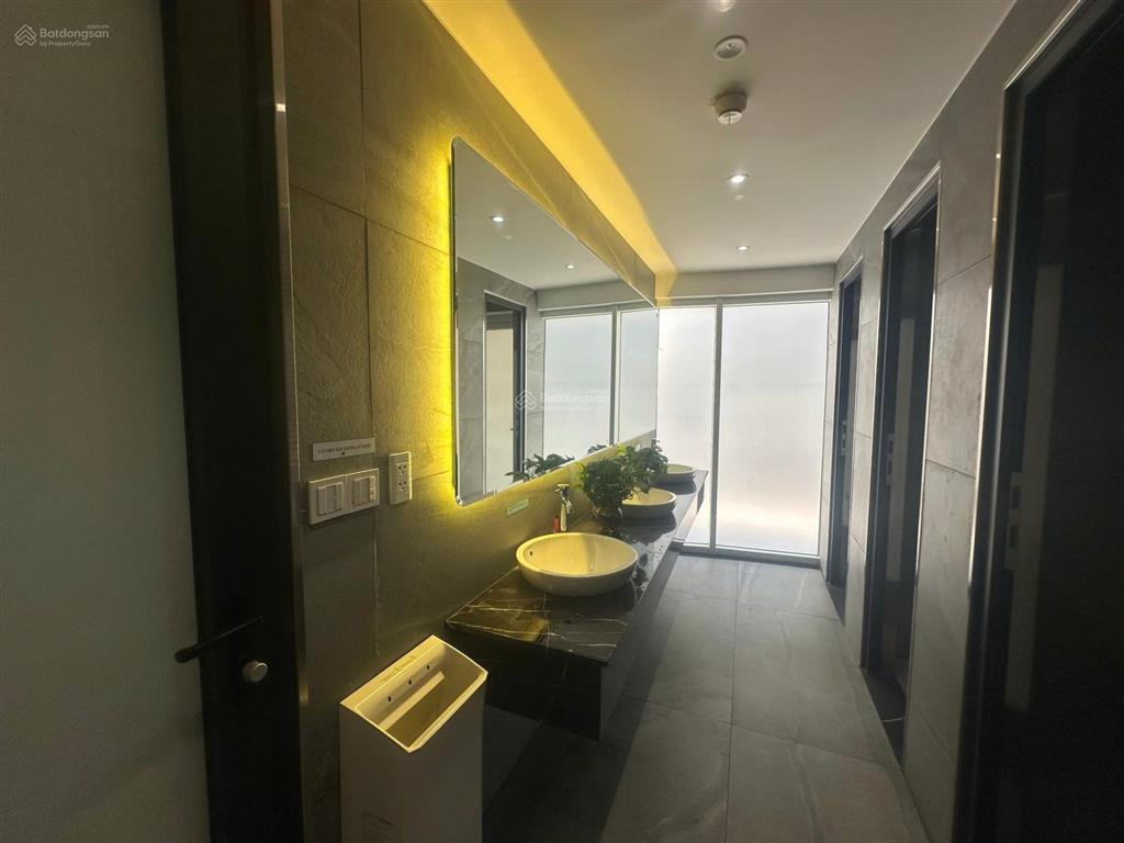 Văn phòng làm việc 24/7  sàn văn phòng đường b4, saritown full nội thất bao thuế dt110m2