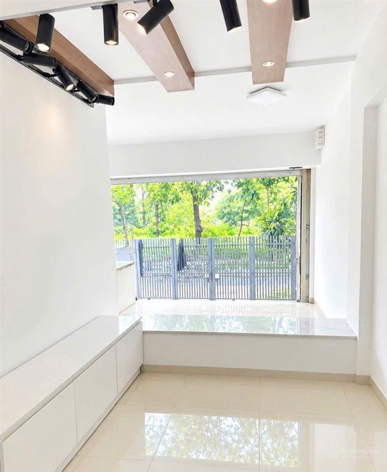 Căn hộ dịch vụ sadeco phước kiển a full nội thất