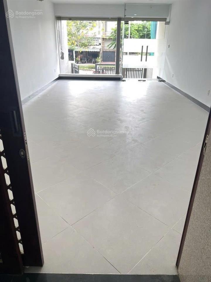 Nguyên căn mặt tiền hoàng trọng mậu, p. tân hưng dt 5x20m gồm hầm, trệt, 4 lầu, 12 phòng