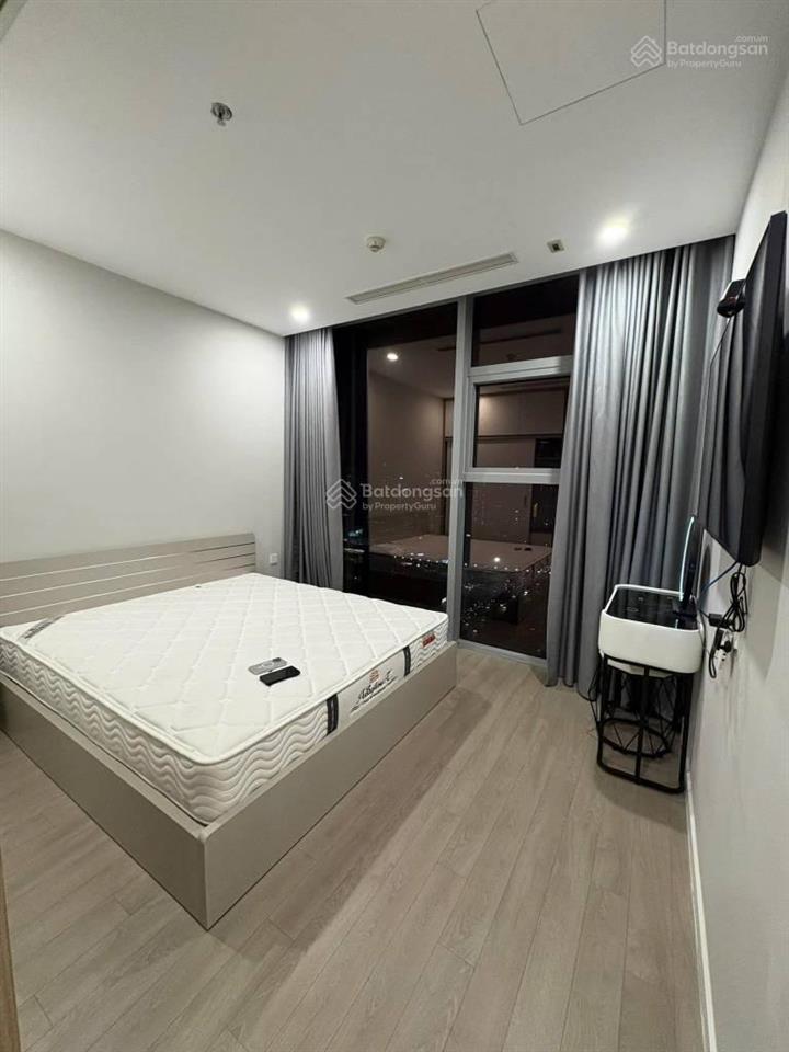 Em có căn hộ 2pn+1 đồ cơ bản 88m2 chung cư tràng an complex giá tốt