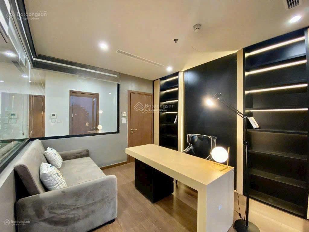 Em cho thuê căn 2pn full đồ tại chung cư starlake  tây hồ giá tốt