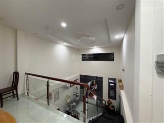 Nhà 2 tầng, 100m2, đường 11, gần ngay chung cư hưng thịnh, trường thọ thủ đức chỉ 7, x tỷ