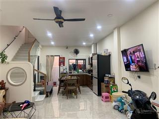 Nhà đẹp 3 tầng, 52m2, gần tỉnh lộ 43, cầu vượt gò dưa, tam bình, thủ đức chỉ 4,99 tỷ.