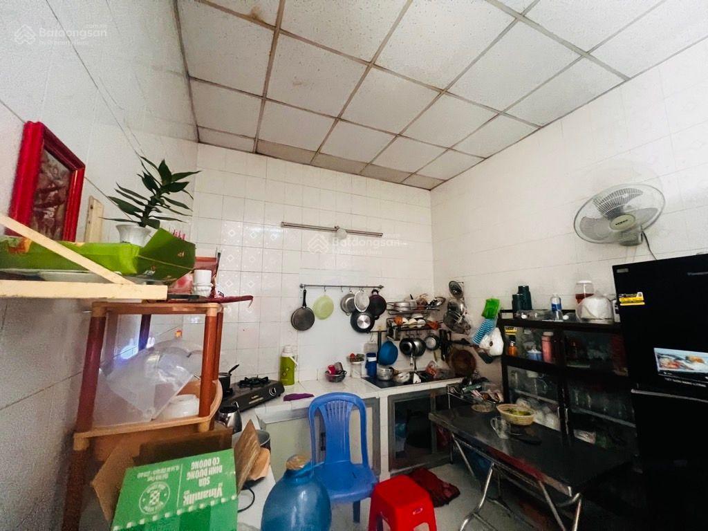 Bán đất tặng nhà c4, 98m2, gần ql13, hiệp bình phước, thủ đức chỉ 7,x tỷ.