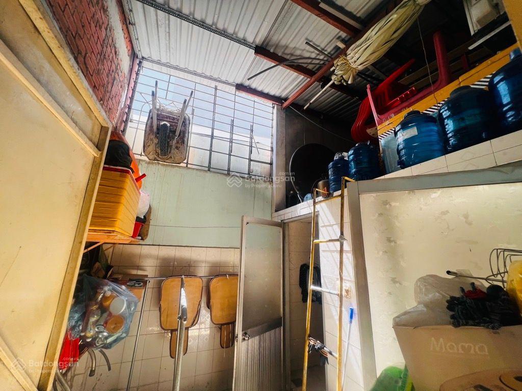 Bán đất tặng nhà c4, 98m2, gần ql13, hiệp bình phước, thủ đức chỉ 7,x tỷ.