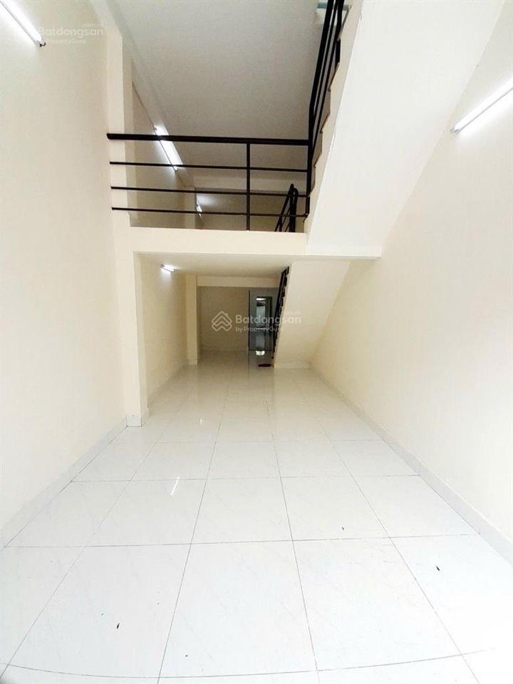 Giảm 200t, nhà đẹp 3 tầng 64m2, tl43, gần kcx linh trung 2, bình chiểu, thủ đức, về 3.78 tỷ