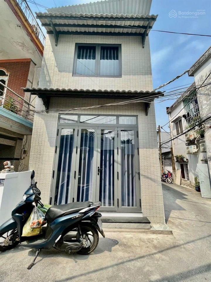 Nhà mới ở ngay, 2 tầng, sử dụng 50m2 kha vạn cân,thủ đức chỉ 2,x tỷ.