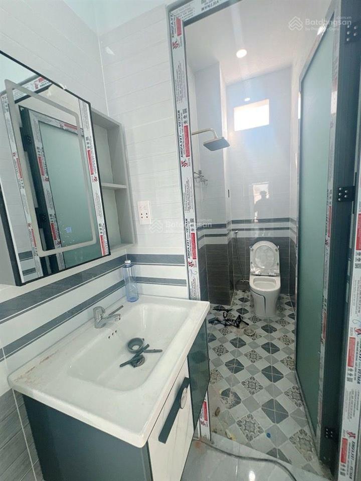 Nhà đẹp mới hoàn thiện, 3 tầng, 74m2, ngang 6,7m, tỉnh lộ 43, tam bình, thủ đức chỉ 5, x tỷ