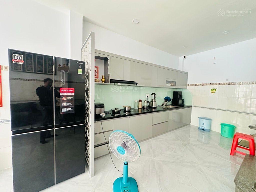 Mặt tiền kinh doanh 3 tầng, 56m2 đường 179 gần ngã 3 lê văn việt, hoàng hữu nam, quận 9 chỉ 7,99 tỷ