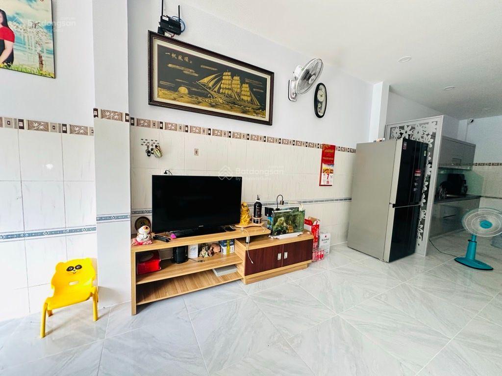 Mặt tiền kinh doanh 3 tầng, 56m2 đường 179 gần ngã 3 lê văn việt, hoàng hữu nam, quận 9 chỉ 7,99 tỷ