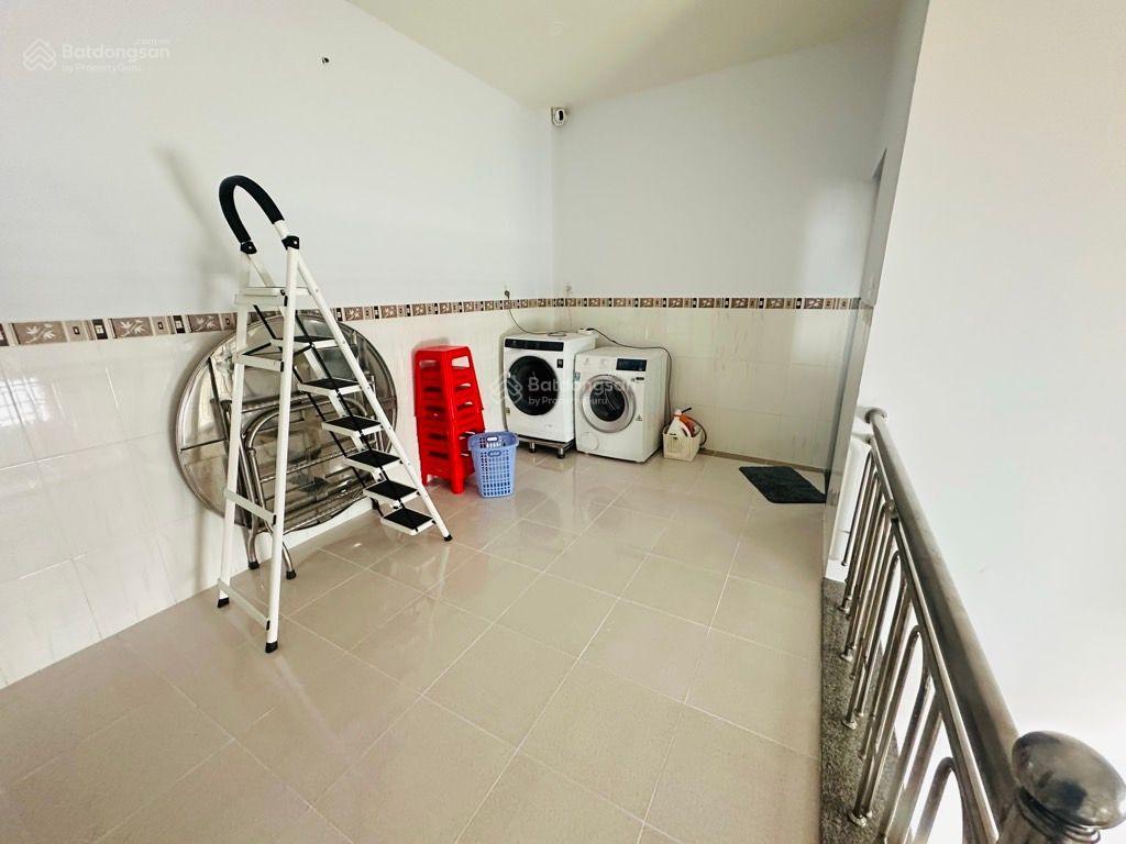 Mặt tiền kinh doanh 3 tầng, 56m2 đường 179 gần ngã 3 lê văn việt, hoàng hữu nam, quận 9 chỉ 7,99 tỷ
