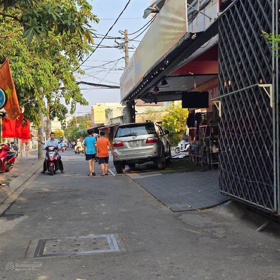 Nhà đẹp 3 tầng 52m2, đường tân hoà 2, gần lê văn việt, tnp, quận 9 chỉ 5,x tỷ.