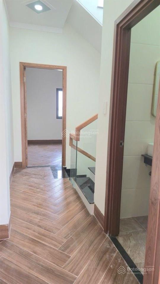 Siêu phẩm mới hoàn thiện 4 tầng 62.9m2, lã xuân oai, nguyễn duy trinh quận 9 chỉ 6,78 tỷ