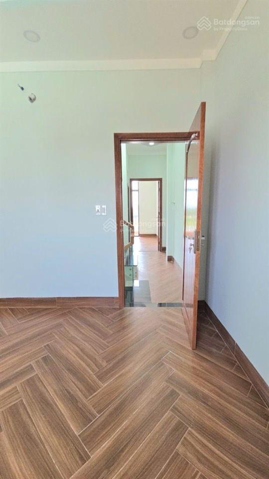 Siêu phẩm mới hoàn thiện 4 tầng 54.9m2, ngay lã xuân oai, nguyễn duy trinh, quận 9 chỉ 6.68 tỷ