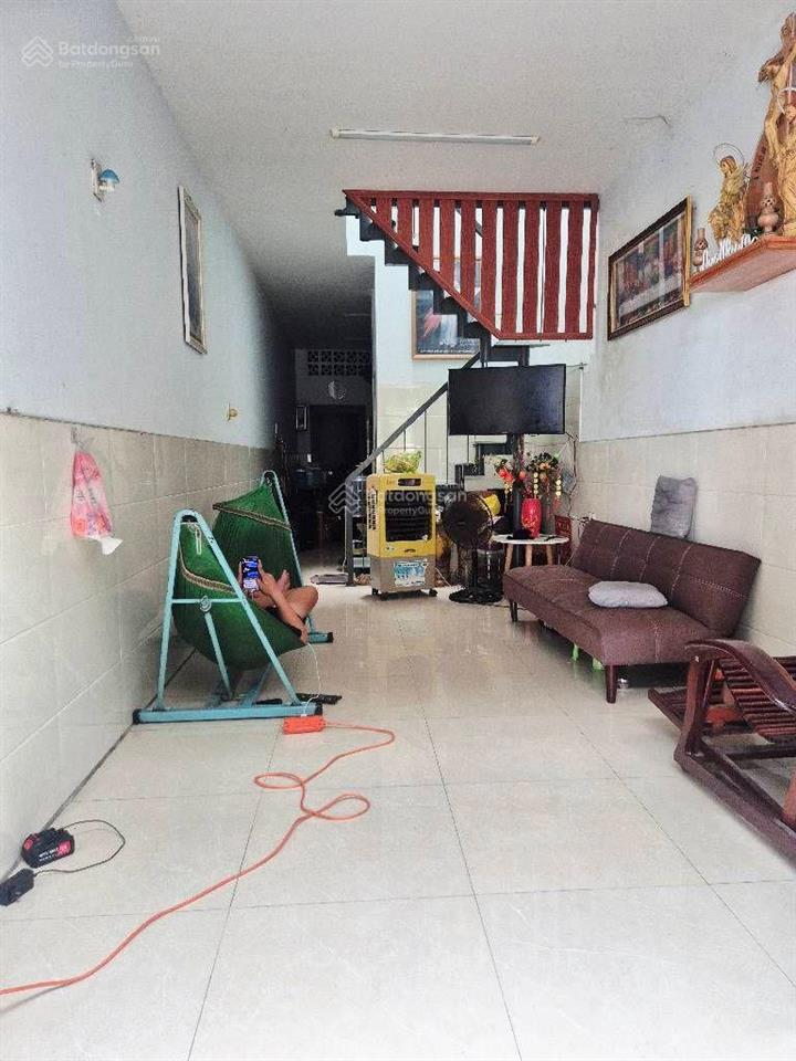 Cực hiếm 2 tầng, 132,2m2, gần ql1a, khu đồng bộ, gần chợ khiết tâm, tam bình, thủ đức chỉ 7,x tỷ.