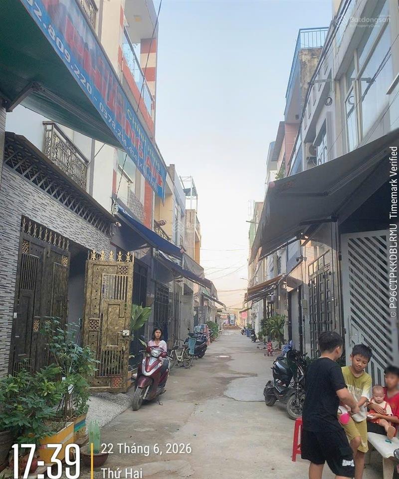 Siêu phẩm mới 4 tầng, cạnh lã xuân oai, gần cầu tăng long, long trường, quận 9 chỉ 6.28tỷ