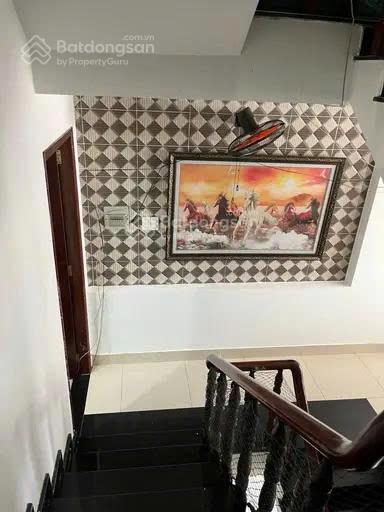 Nhà đẹp 4 tầng, trung tâm linh chiểu, gần đại học ngân hàng, hoàng diệu 2, thủ đức chỉ 9,** tỷ