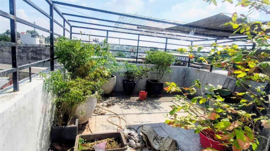 Bán nhà 3 tầng, 105m2, đường ô tô, gần ttyt bình chiểu, tam bình, thủ đức chỉ 5,x tỷ.
