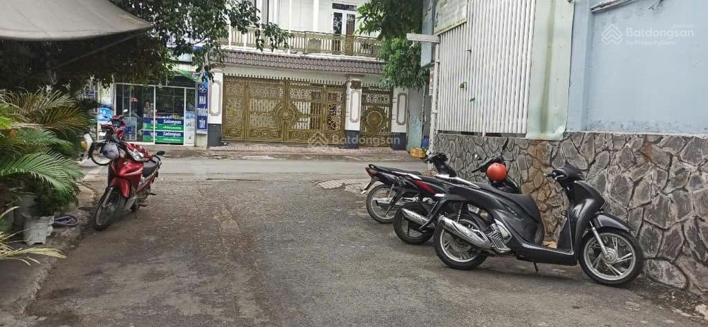 Giảm 800t nhà cấp 4, 101m2, đường trương văn thành, gần lê văn việt, hiệp phú quận 9