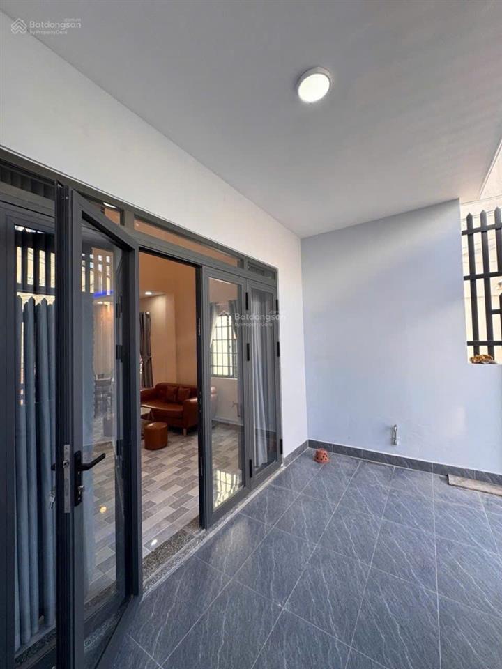 Nhà đẹp 2 tầng, lô góc 60m², gần bv thủ đức, cạnh phạm văn đồng, trung tâm thủ đức chỉ 5,x tỷ.