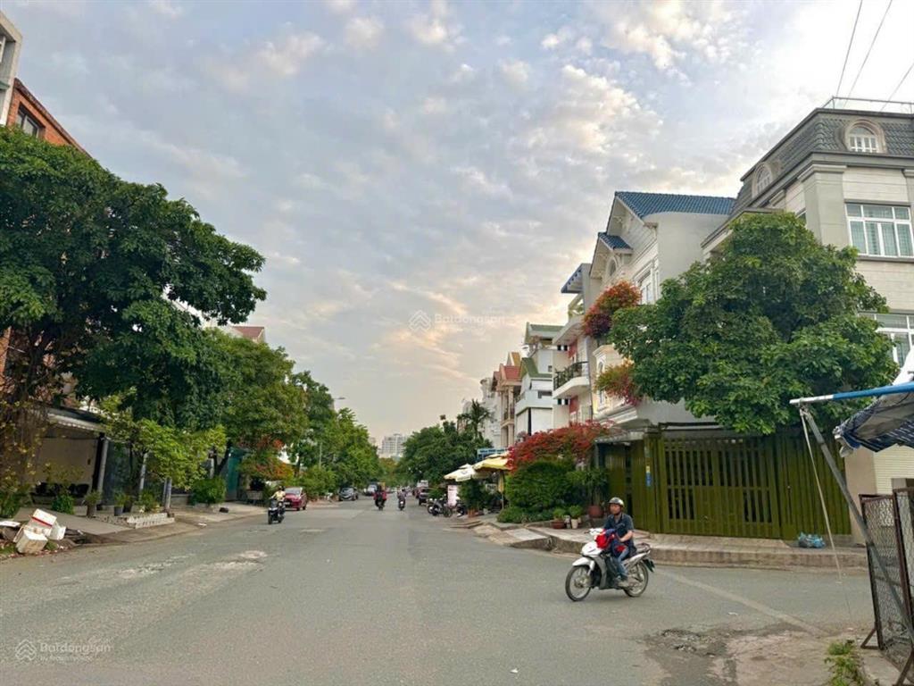 Giảm 200t, siêu phẩm 3 tầng, khu bên sông, gần phạm văn đồng, hiệp bình chánh, thủ đức.