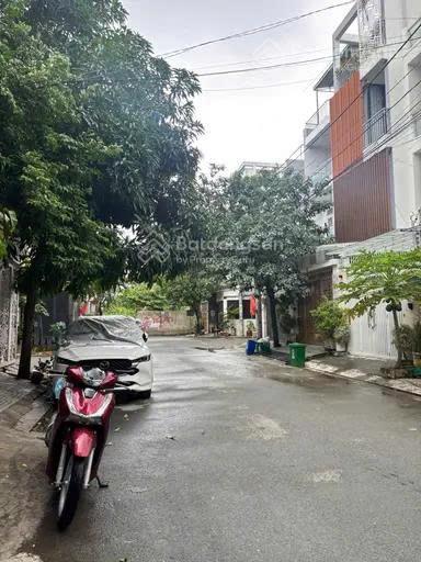 Siêu phẩm 4 tầng, đường thông ql13, gần đại học luật, chợ bình triệu, hiệp bình, thủ đức.