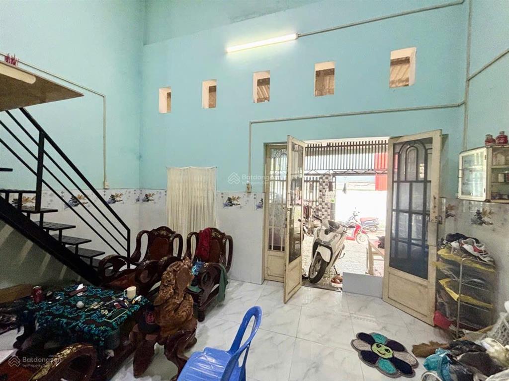 Giảm 300t nhà 2 tầng 102m2 trung tâm hiệp bình phước, gần ql13 về 7 tỷ nhỉnh.