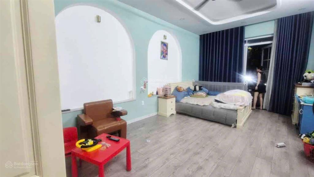 Siêu phẩm 4 tầng trung tâm hiệp bình, gần ql13, phạm văn đồng, vạn phúc city.