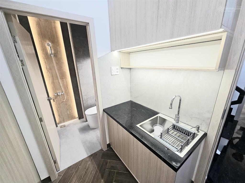 Tài sản mới tạo dòng tiền, 4 tầng, gần hoàng diệu 2, linh xuân thủ đức