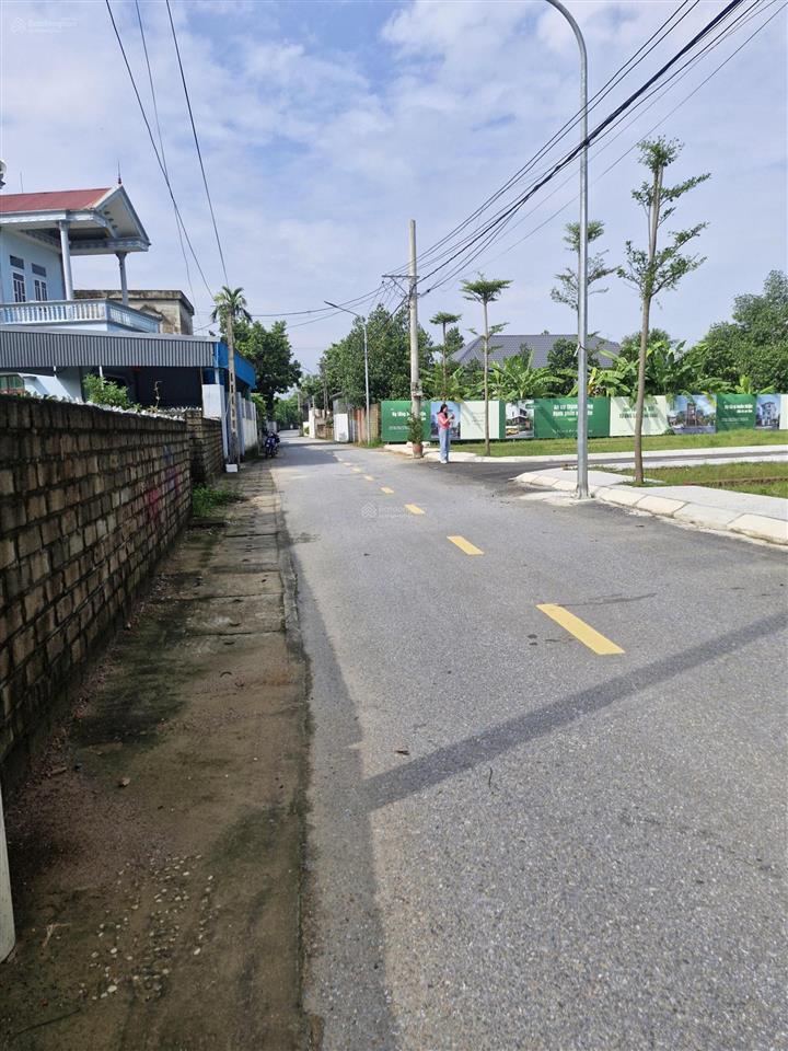 Cơ hội đầu tư bắt đáy hòa lạc lô góc 100m full thổ cư, sẵn sổ đỏ  chưa đến 3 tỷ
