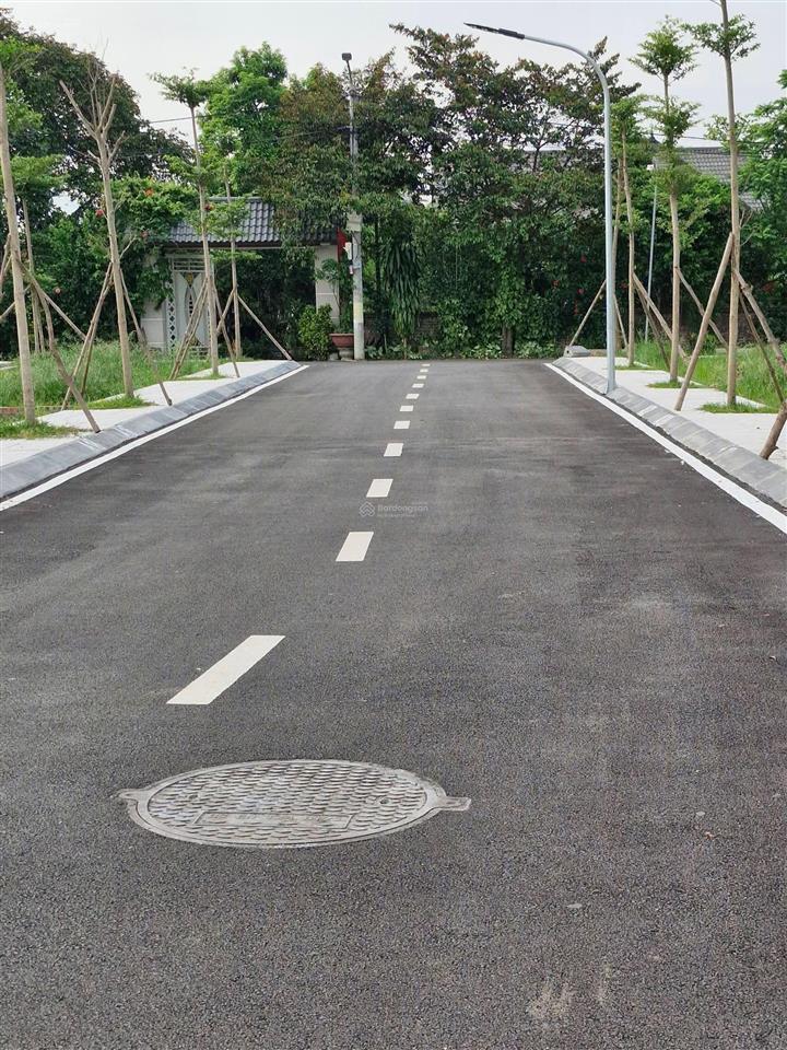 Đất hoà lạc  lô góc view hồ  sẵn sổ chính chủ  công chứng trong ngày chỉ hơn 30 triệu 1m