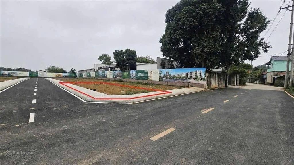 Đất hoà lạc  lô góc view hồ  sẵn sổ chính chủ  công chứng trong ngày chỉ hơn 30 triệu 1m