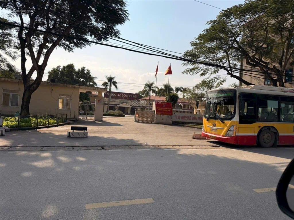 Đất kinh doanh hoặc xây ccmn cho sinh viên thuê dòng tiền cực ổn dt 70m2 giá chưa đến 2 tỷ sẵn sổ