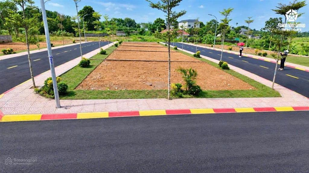 Kẹt tiền kinh doanh cần gấp 1,5 tỷ để thanh khoản, em bán rẻ 1 lô đất sổ đỏ dt 60m2