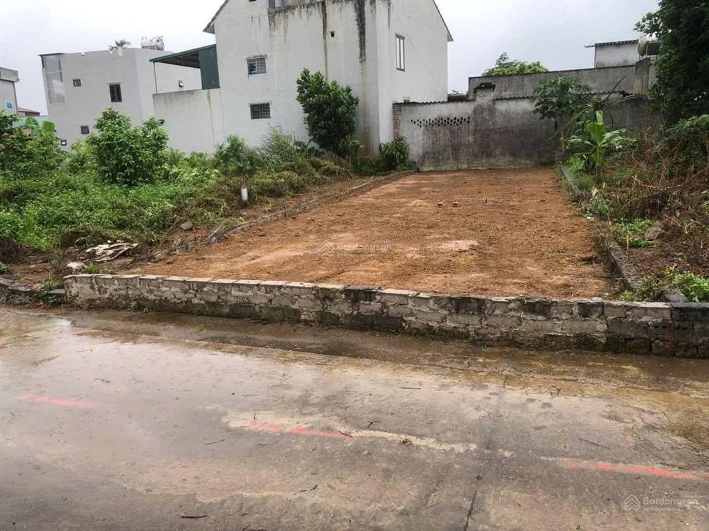 Chỉ còn đúng 1 lô hiếm có 60m sát cổng đh fpt hoà lạc, giá chỉ 3.x tỷ!