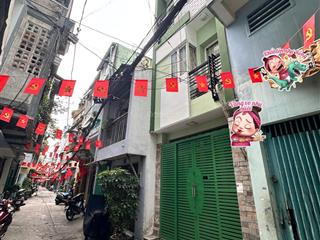 Chỉ 6 tỷ nhỉnh xíu  3 tầng ở ngay  3pn ở liền  gần mặt tiền huỳnh văn bánh, đặng văn ngữ