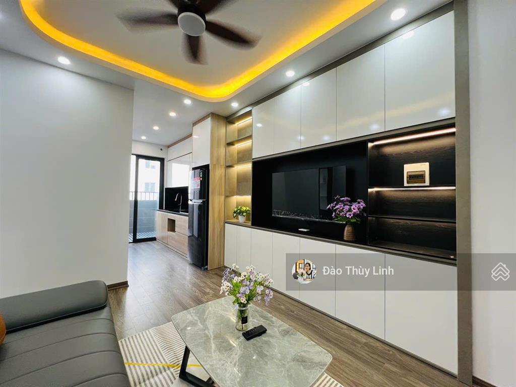 Chủ gửi bán căn hộ oct1 bắc linh đàm căn góc 50m 2 ngủ cực thoáng đẹp