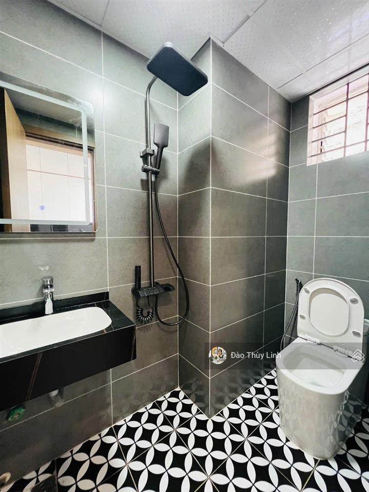 Chủ gửi bán căn hộ oct1 bắc linh đàm căn góc 50m 2 ngủ cực thoáng đẹp