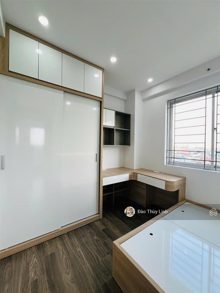 Chủ gửi bán căn hộ oct1 bắc linh đàm căn góc 50m 2 ngủ cực thoáng đẹp