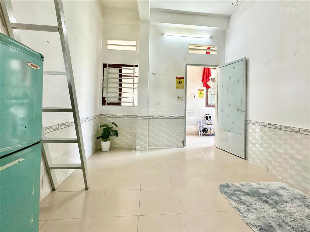 Phòng cửa sổ có gác full nội thất y hình 30m² nguyễn văn công, quận gò vấp