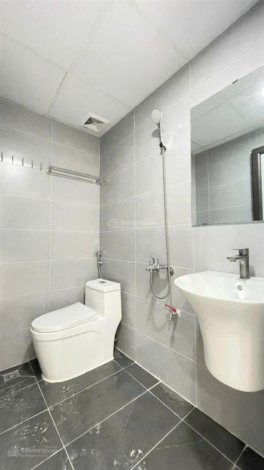 Phòng cửa sổ 30m2 full nội thất cách mạng tháng 8, quận 10