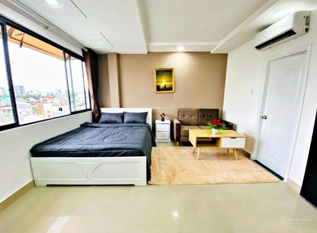Phòng cửa sổ 30m2 full nội thất 40 trần quang diệu, q3