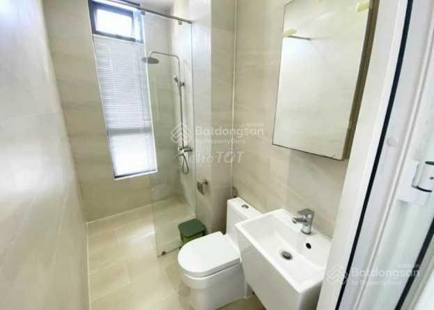 Phòng cửa sổ 30m2 full nội thất 40 trần quang diệu, q3