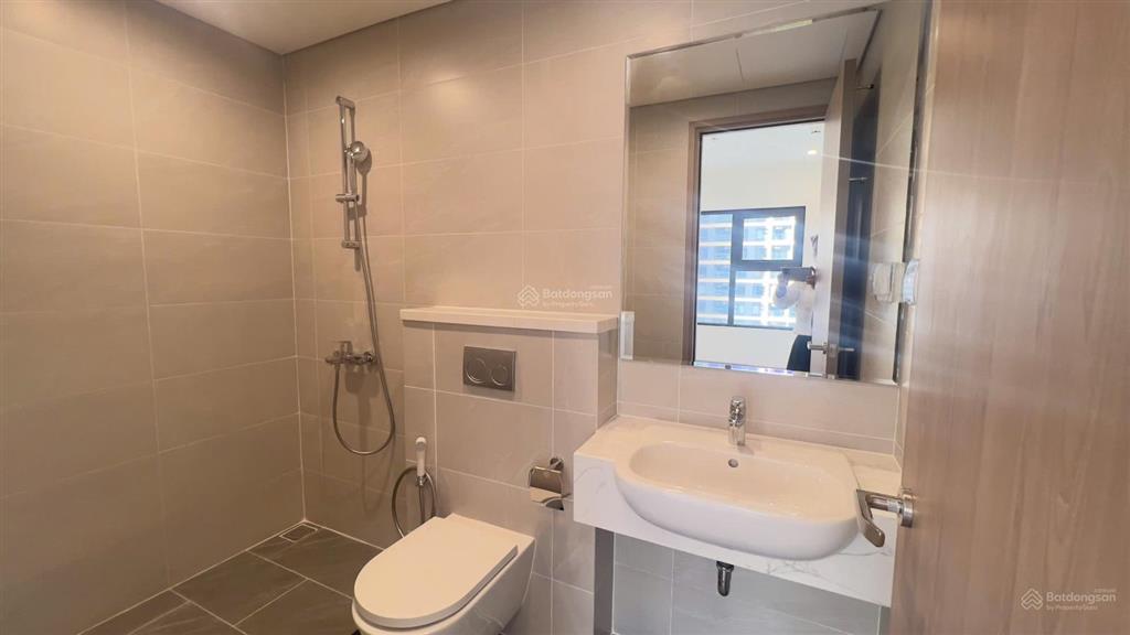 Bán gấp căn 2pn 60m² đẹp nhất phân khu glory heights hướng đn view đối diện nội khu giá 3,68 tỷ btp