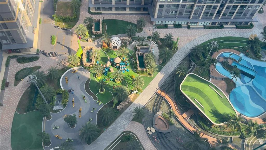 Bán gấp căn 2pn 60m² đẹp nhất phân khu glory heights hướng đn view đối diện nội khu giá 3,68 tỷ btp